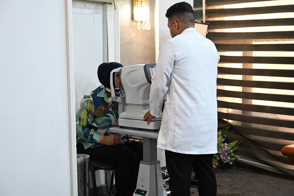 Eye examination and evaluation campaign