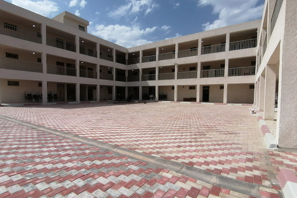 مدرسة (ام الهوى) في محافظة كربلاء المقدسة