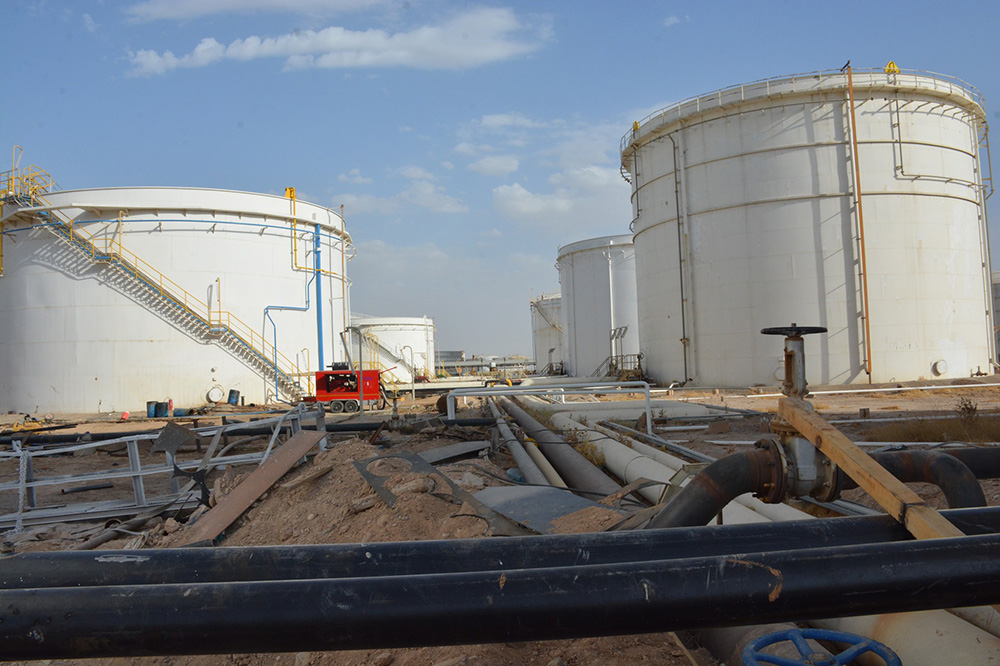 Project to implement an emergency tank with a capacity of (10,000) cubic meters at the steadfastness refineries in Baiji