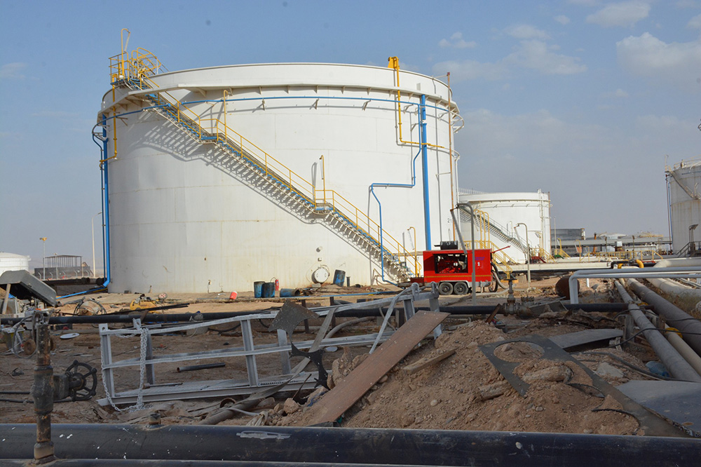 Project to implement an emergency tank with a capacity of (10,000) cubic meters at the steadfastness refineries in Baiji