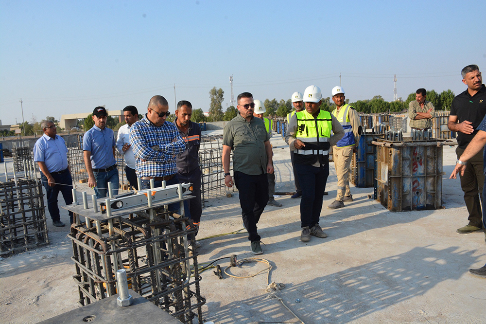 The Director General Concludes His Field Tour Of Four Governorates By visiting The Authority Building Project In The Oil Complex In Dhi Qar Governorate