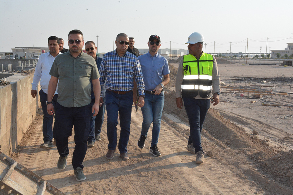 The Director General Concludes His Field Tour Of Four Governorates By visiting The Authority Building Project In The Oil Complex In Dhi Qar Governorate