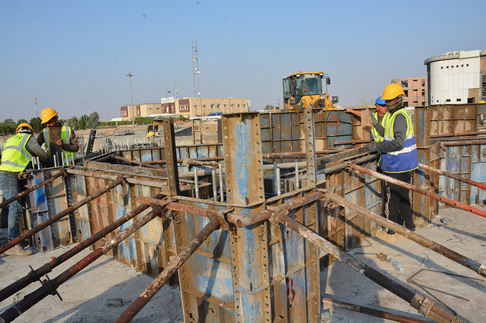 The Director General Concludes His Field Tour Of Four Governorates By visiting The Authority Building Project In The Oil Complex In Dhi Qar Governorate