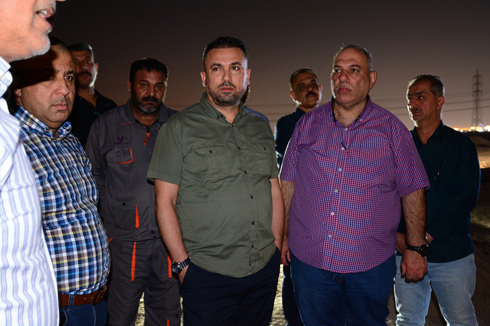 Director General Of Al-Fao General Engineering Company Follows Up At Night The Company's Projects In Basra Governorate