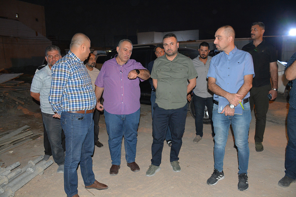 Director General Of Al-Fao General Engineering Company Follows Up At Night The Company's Projects In Basra Governorate