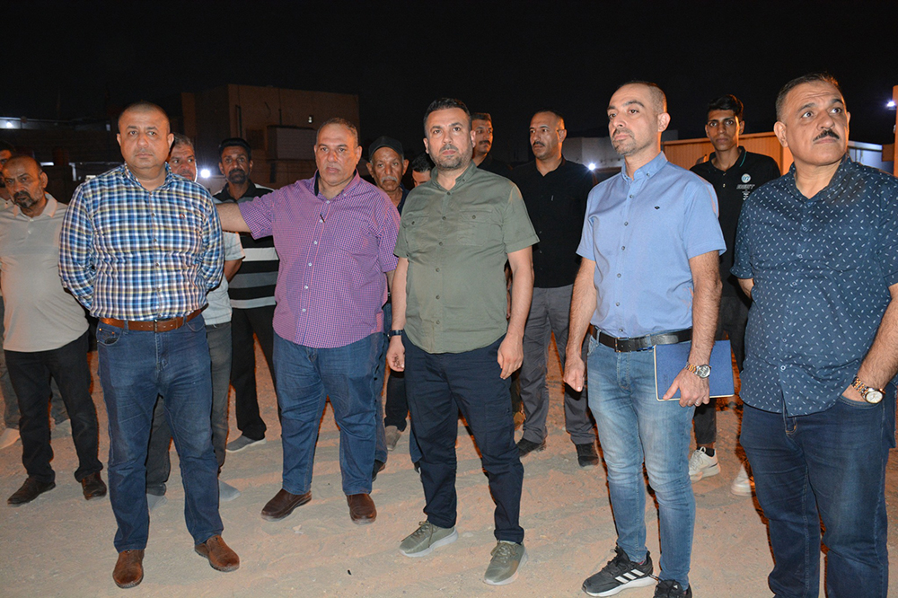 Director General Of Al-Fao General Engineering Company Follows Up At Night The Company's Projects In Basra Governorate