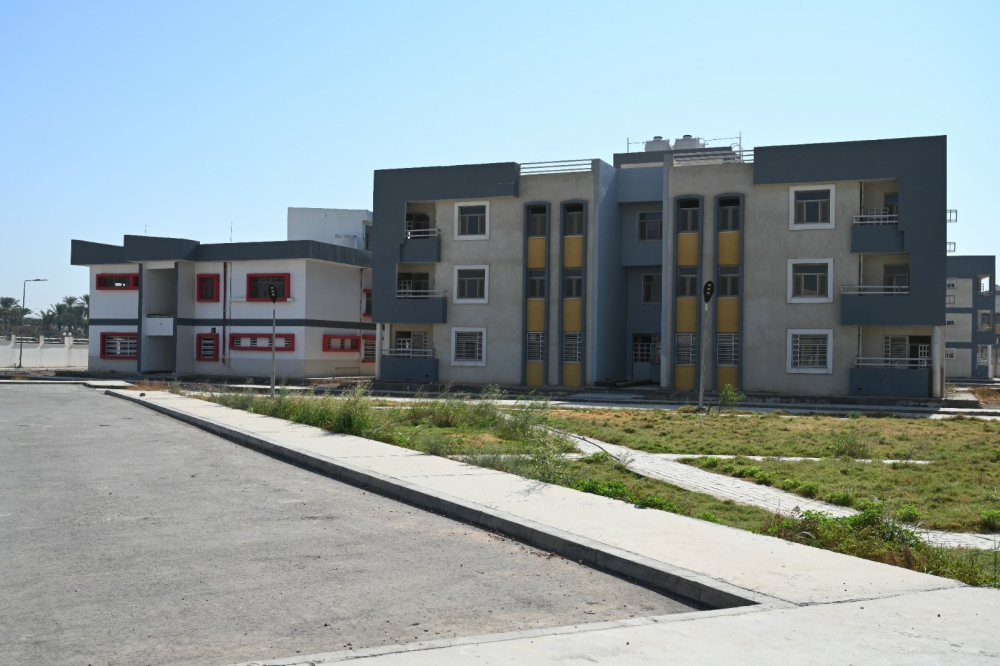 Director General of Al-Fao Company: Work Continues on the Decent Housing Units Project in Babylon Governorate
