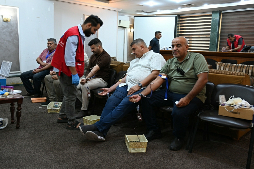  Al-Fao General Engineering Company—an entity under the Ministry of Construction, Housing, Municipalities, and Public Works—organized a blood donation drive. The event was coordinated by the company’s Media, Public Relations, Citizen Affairs, and Women's Affairs divisions, in collaboration with the Ministry’s Health Center and the National Blood Transfusion Center.
