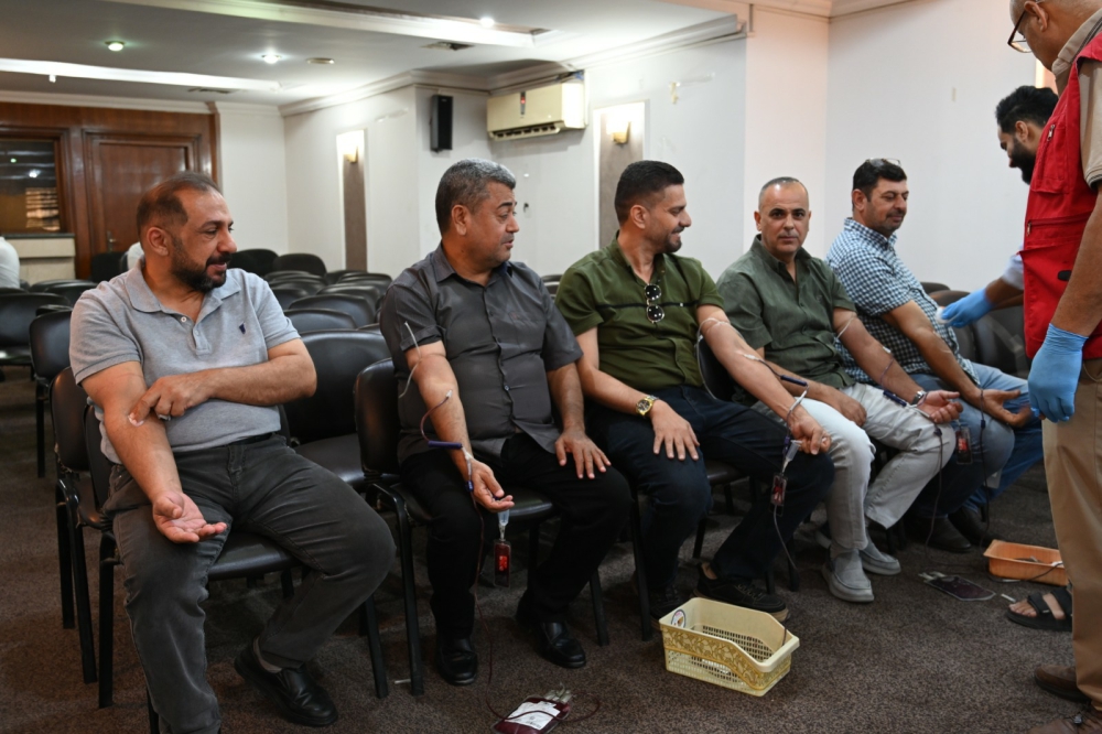  Al-Fao General Engineering Company—an entity under the Ministry of Construction, Housing, Municipalities, and Public Works—organized a blood donation drive. The event was coordinated by the company’s Media, Public Relations, Citizen Affairs, and Women's Affairs divisions, in collaboration with the Ministry’s Health Center and the National Blood Transfusion Center.
