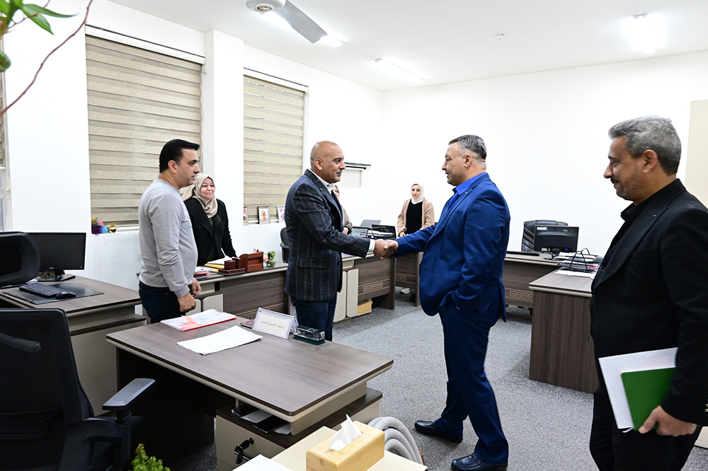 Engineer Yarab Qahtan Al-Awad Inspects The Company's Departments And Sections