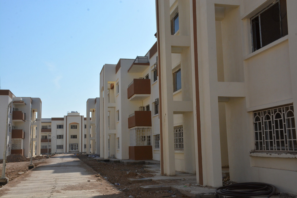 the Azizia Residential Complex project in Wasit Governorate