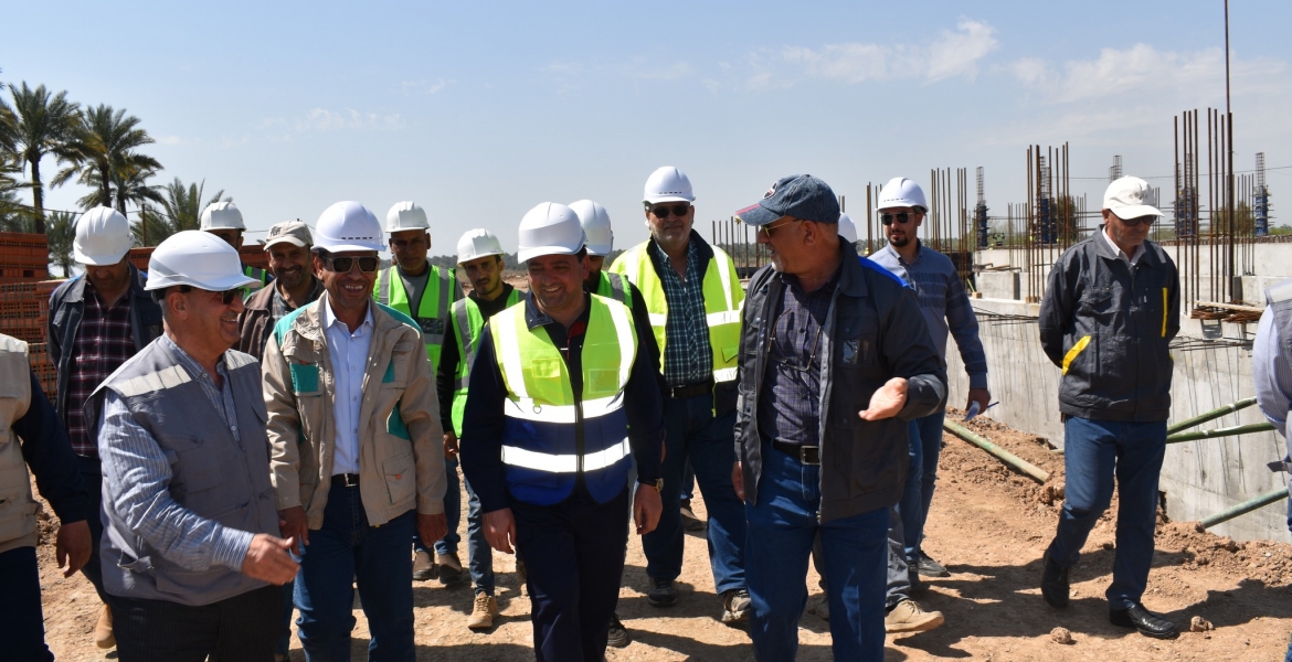 Engineer Imad Muhammad Abdullah, General Manager of Al-Fao General Engineering Company, and Engineer Salem Abbas Ali, Assistant General Manager, visit the Jdeidet Al-Shatt Water Project in Diyala Governorate 